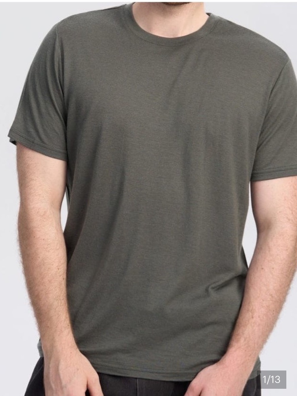 Vuori Short Sleeve Crew Tee in Olive Green